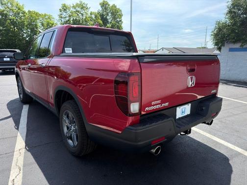 Radiant Red 2023 Honda Ridgeline RTL-E