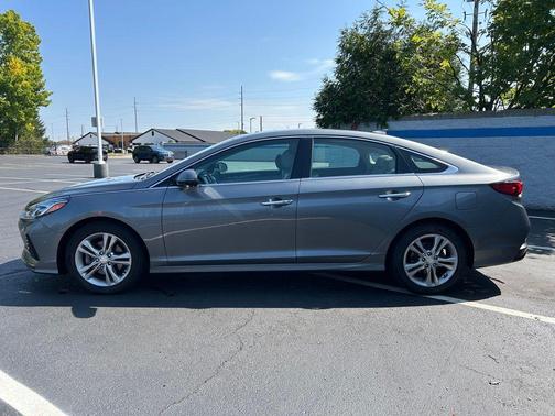 2018 Hyundai SONATA Limited