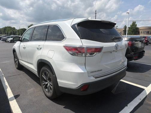Blizzard Pearl 2016 Toyota Highlander XLE