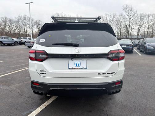 2026 Honda Pilot Black Edition