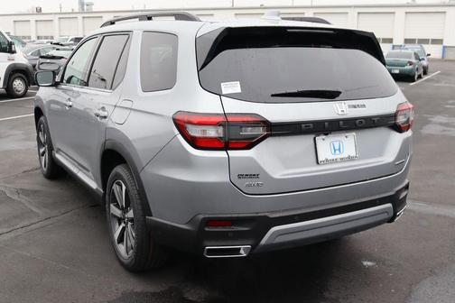 2025 Honda Pilot Touring+