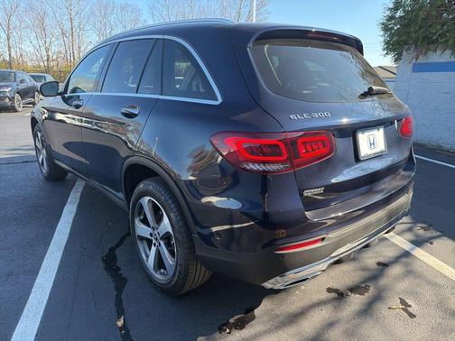 2022 Mercedes-Benz GLC 300 Base 4MATIC