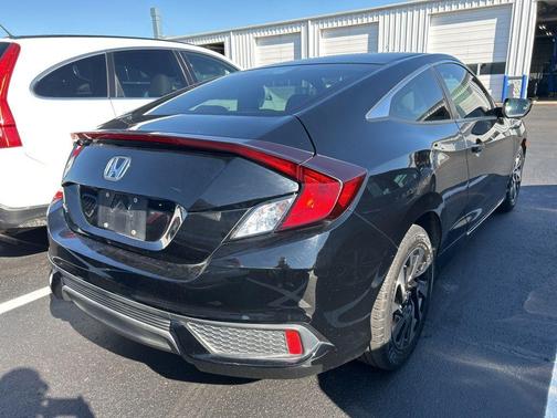 2017 Honda Civic LX-P
