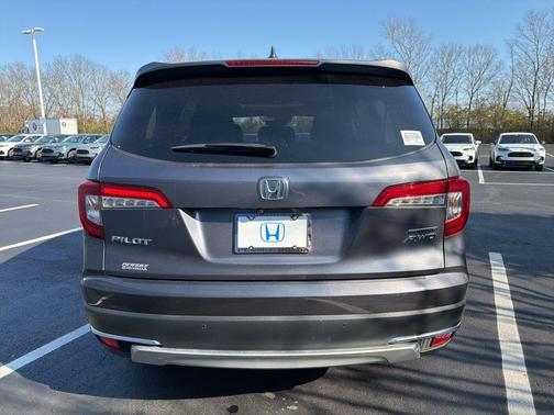 2019 Honda Pilot Touring 8-Passenger