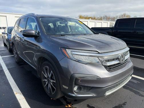 2019 Honda Pilot Touring 8-Passenger