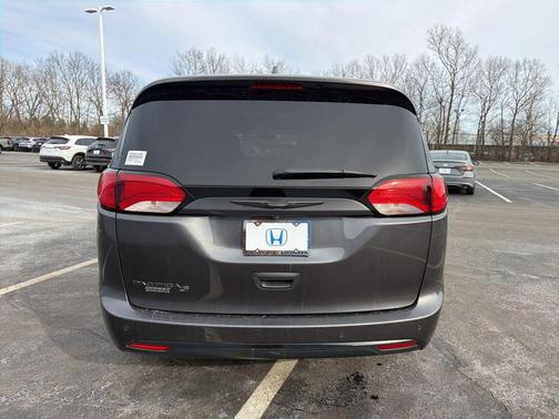 2018 Chrysler Pacifica Touring-L Plus