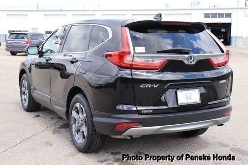 Photo 3 of 50 of 2018 Honda CR-V EX-L