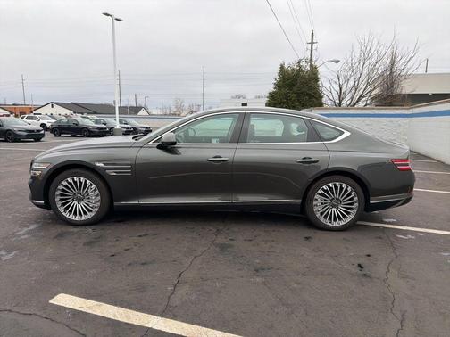 2024 Genesis Electrified G80 Advanced