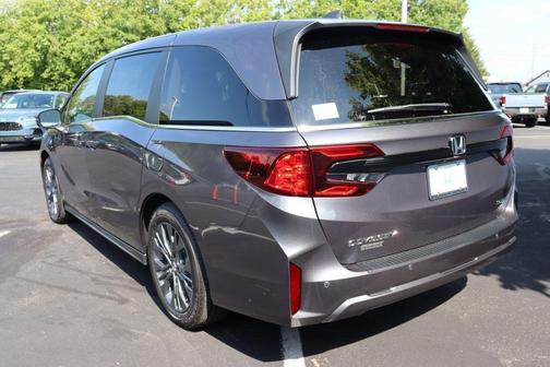 Modern Steel Metallic 2026 Honda Odyssey Touring