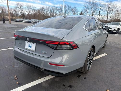 2023 Honda Accord Hybrid Touring