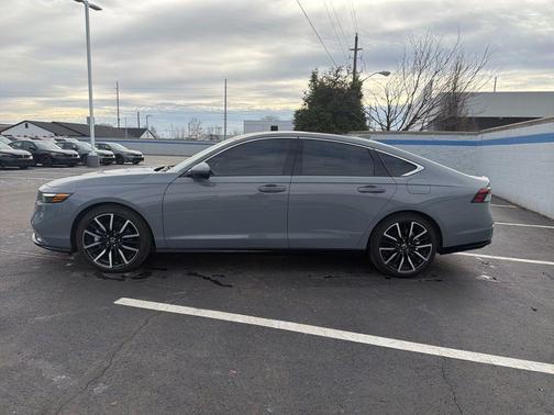 2023 Honda Accord Hybrid Touring