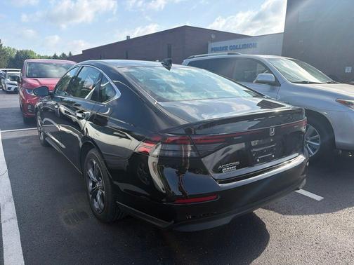 Crystal Black Pearl 2023 Honda Accord EX