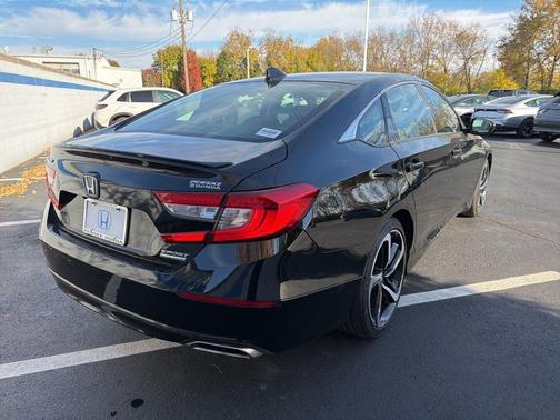 2022 Honda Accord Sport SE
