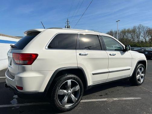 2011 Jeep Grand Cherokee Overland