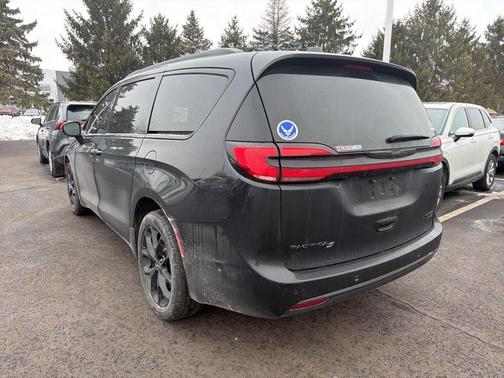 2022 Chrysler Pacifica Limited