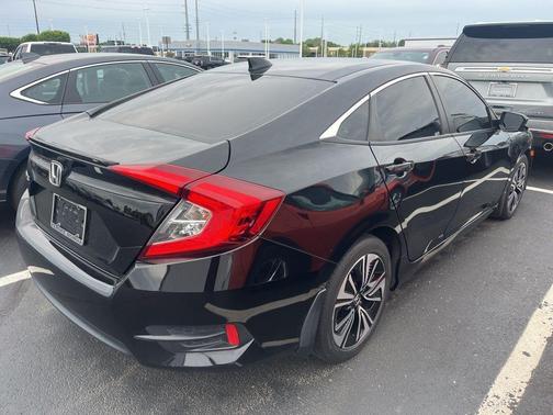 Crystal Black Pearl 2017 Honda Civic EX-T