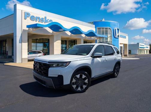 Platinum White Pearl 2026 Honda Pilot Elite