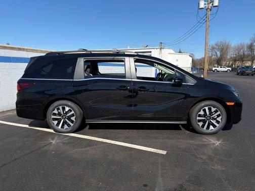 Crystal Black Pearl 2026 Honda Odyssey EX-L