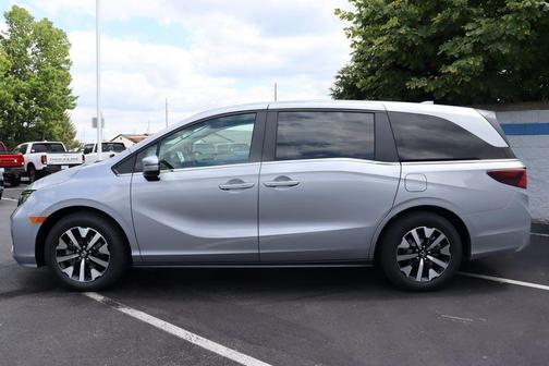 Solar Silver Metallic 2026 Honda Odyssey EX-L