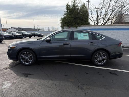 Meteorite Gray Metallic 2026 Honda Accord Hybrid EX-L