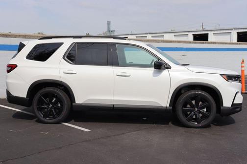 2025 Honda Pilot Black Edition