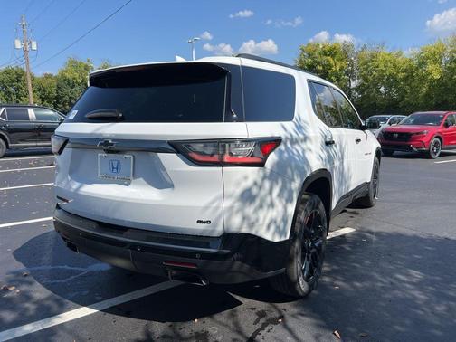 2020 Chevrolet Traverse Premier
