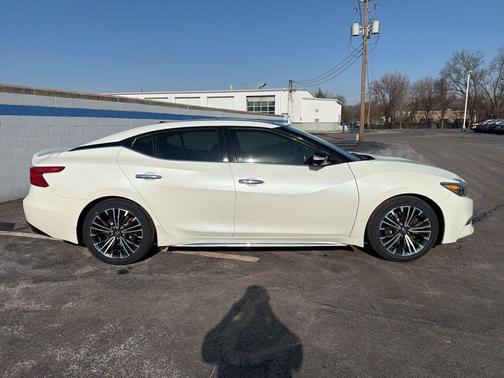 2017 Nissan Maxima 3.5 Platinum