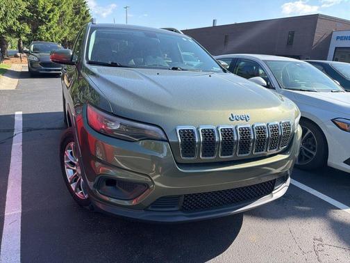 Olive Green Pearlcoat 2019 Jeep Cherokee Latitude Plus