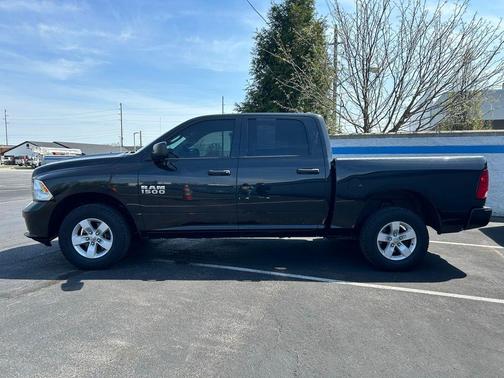 2017 RAM 1500 Express