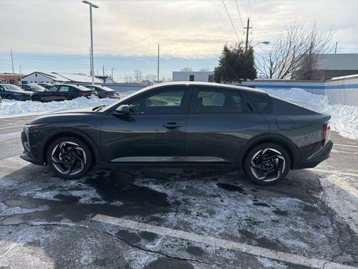 2025 Kia K4 EX