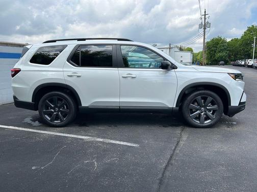 2025 Honda Pilot Sport