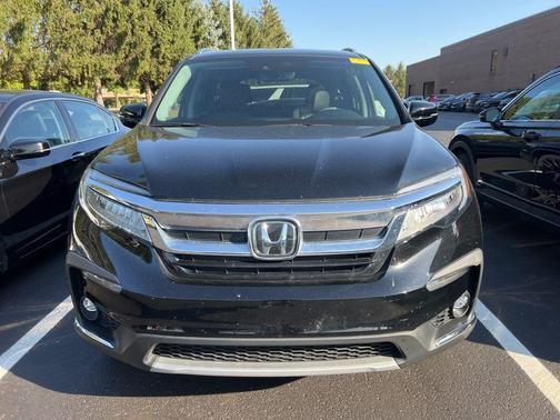 2022 Honda Pilot Touring 7-Passenger