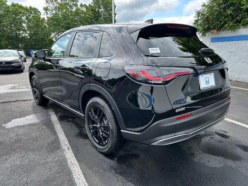 Crystal Black Pearl 2026 Honda HR-V Sport