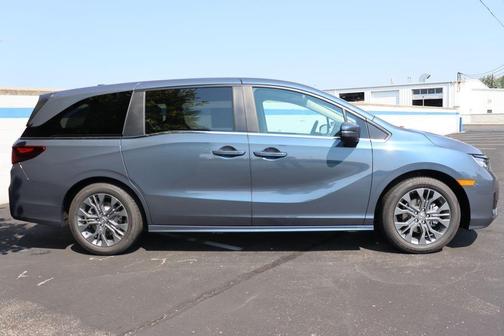 Smoke Blue 2026 Honda Odyssey Touring