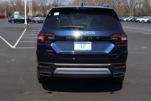 2025 Honda Pilot Touring