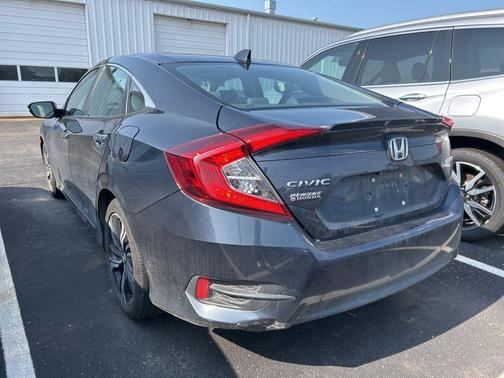 2017 Honda Civic Touring