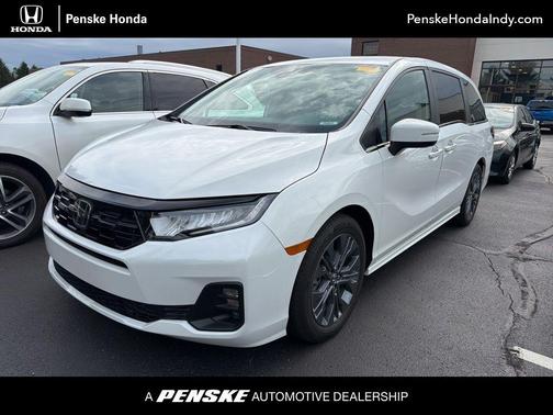 White 2025 Honda Odyssey Touring