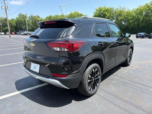 Black Metallic 2022 Chevrolet Trailblazer LT