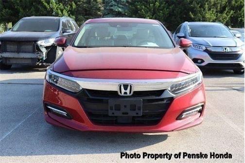 Photo 3 of 15 of 2018 Honda Accord Hybrid Touring