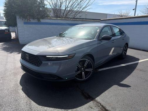 Urban Gray Pearl 2026 Honda Accord SE