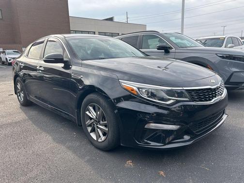 2019 Kia Optima LX