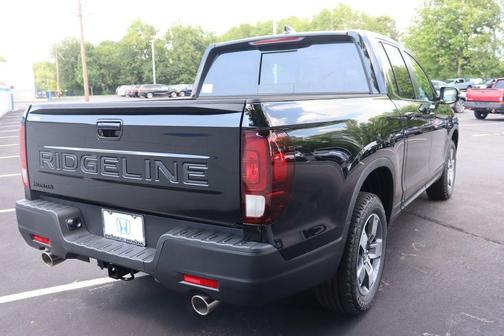 Crystal Black Pearl 2026 Honda Ridgeline RTL