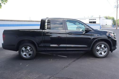 Crystal Black Pearl 2026 Honda Ridgeline RTL
