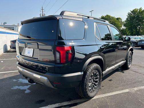 Crystal Black Pearl 2026 Honda Passport TrailSport