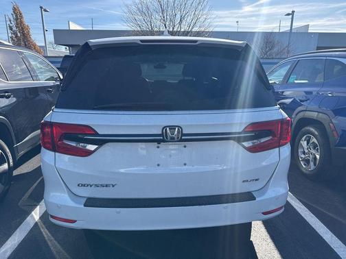 2021 Honda Odyssey Elite