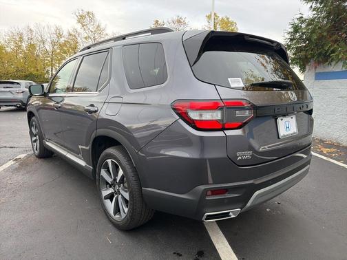 2023 Honda Pilot Elite