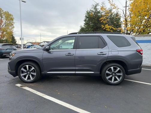 2023 Honda Pilot Elite