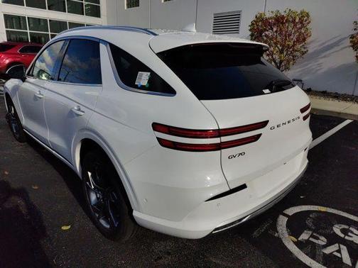 2025 Genesis Electrified GV70 Advanced