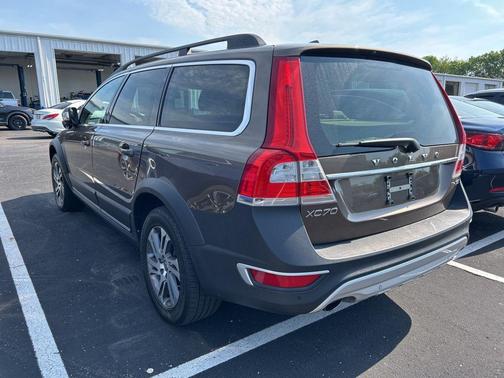 2015 Volvo XC70 T5 Platinum