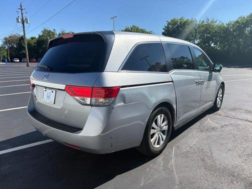 Silver Metallic 2016 Honda Odyssey EX-L